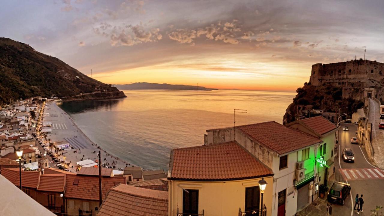 Il Bocciolo - Locazione Turistica Apartment Scilla Luaran gambar